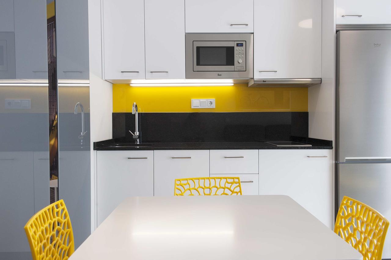 Apartamentos Divan Віторія-Гастейс Екстер'єр фото