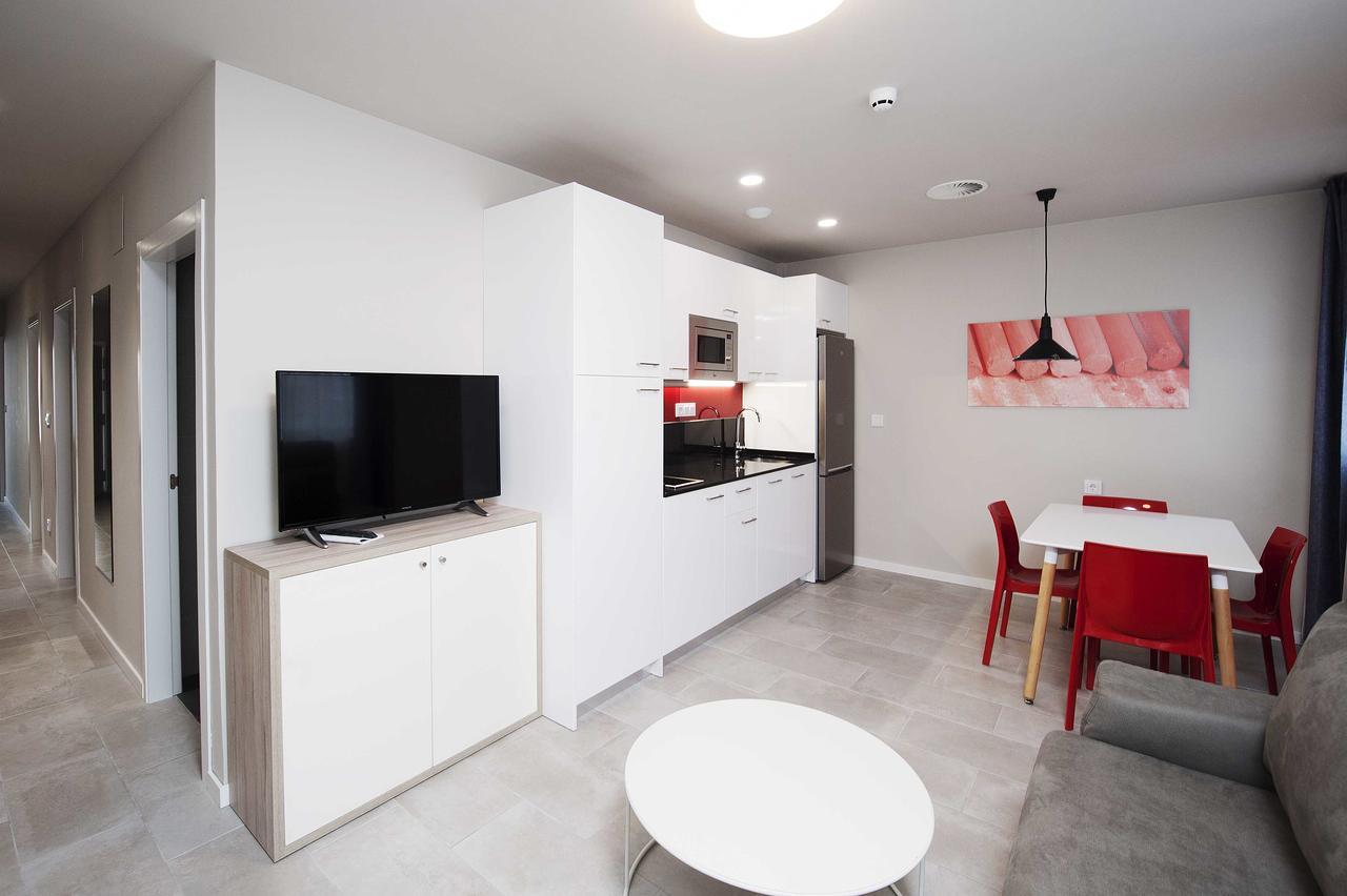 Apartamentos Divan Віторія-Гастейс Екстер'єр фото